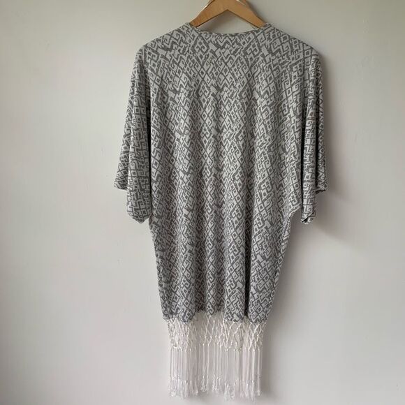 TART SWEATSHIRT AZTEC FRINGE WRAP - Picture 3 of 8